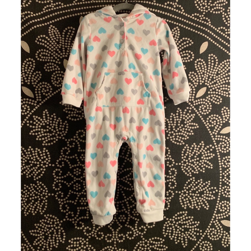Used Carter’s Winter onesie girl Size 24 Months